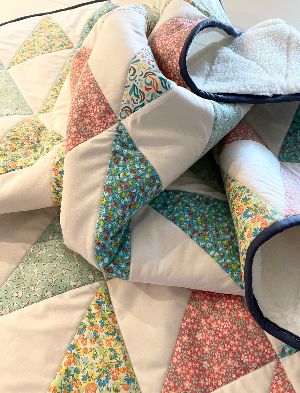 Quilt | Floral Half Square Triangles